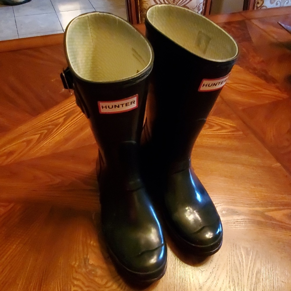 HUNTER BOOTS